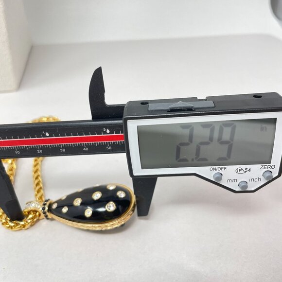 Gold Rope Chain Necklace With Reversible Teardrop Pendant Black & White Crystals - Picture 8 of 9